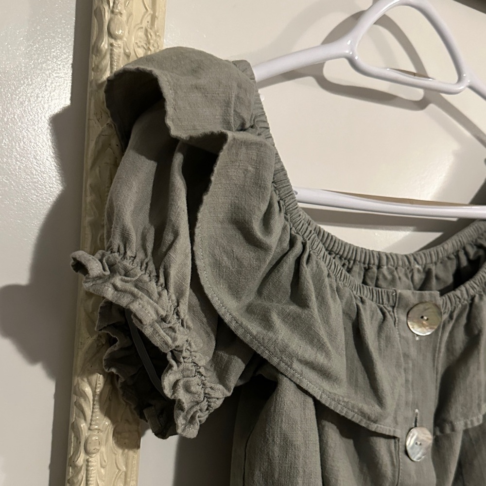 TOPSHOP | Olive Green Off-Shoulder Ruffle Top - Picture 4 of 10